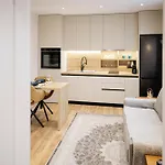 Apartment Urban Deluxe