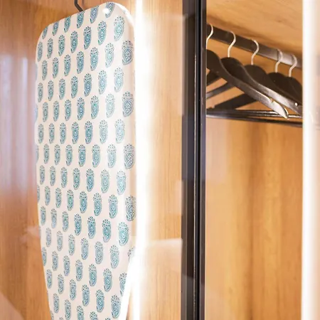 Urban Deluxe 公寓 *