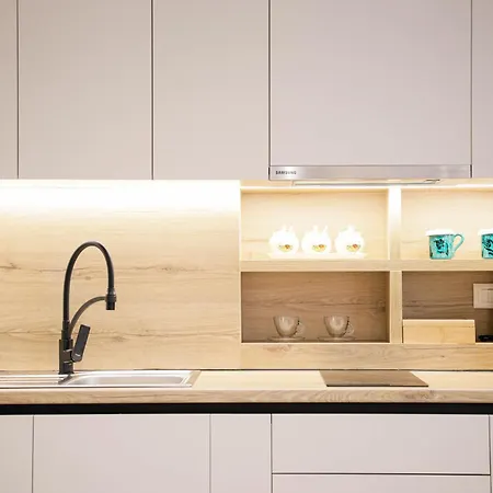 Urban Deluxe Apartment