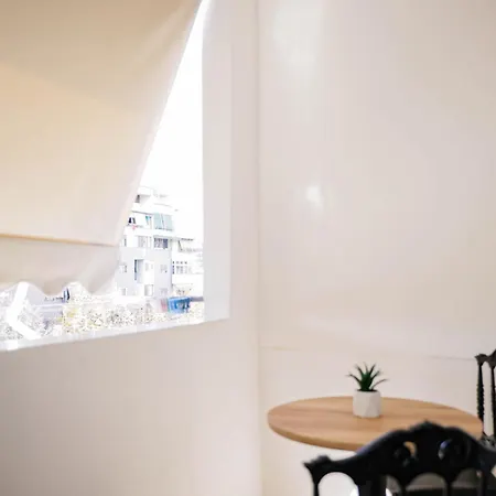 Urban Deluxe Διαμέρισμα Τίρανα