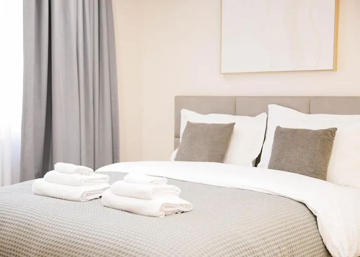 Urban Deluxe アパート ティラナ