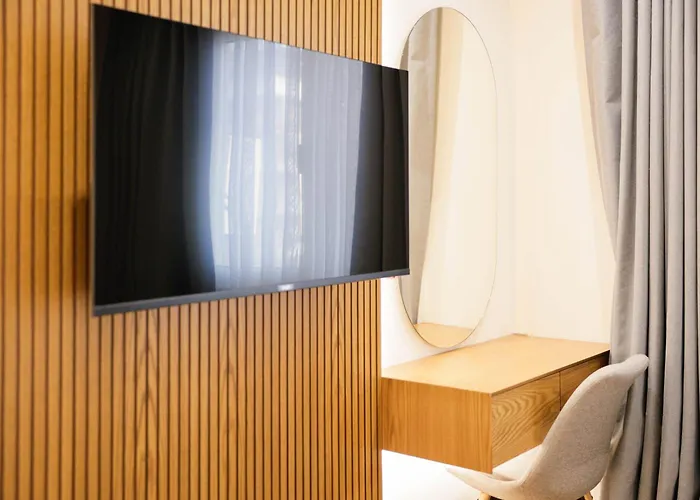 Urban Deluxe アパート ティラナ