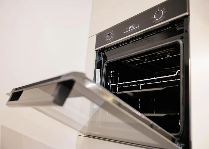 Urban Deluxe Apartment